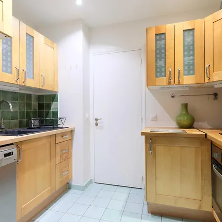 Spacious - 2br-6p - Bastille